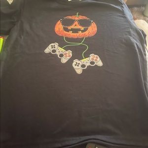Halloween shirt it’s youth size 7-8 need gone